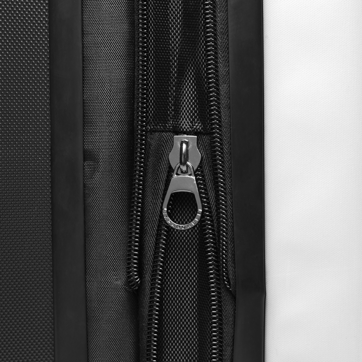 Osman Shrine Suitcase 3 Sizes (White) - Image 10